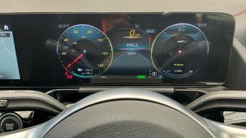 MERCEDES-BENZ EQA EQA 350 66.5kWh AMG Line SUV 5dr Electric Auto 4MATIC (292 ps)