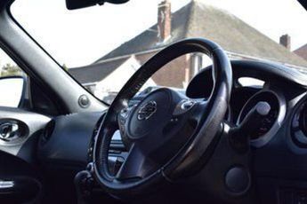 NISSAN JUKE 1.6 N-Connecta SUV 5dr Petrol XTRON Euro 6 | REVERSE CAMERA | HA