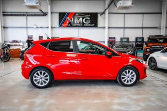 FORD FIESTA 1.0T EcoBoost Titanium Hatchback 5dr Petrol Auto Euro 6 (s/s) (1