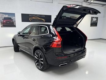 VOLVO XC60 2.0 T5 R-Design Pro SUV 5dr Petrol Auto AWD Euro 6 (s/s) (250 ps