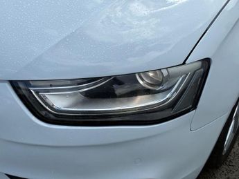 AUDI A4 AVANT 2.0 TDI SE Technik Estate 5dr Diesel Multitronic Euro 5 (s/s) (1