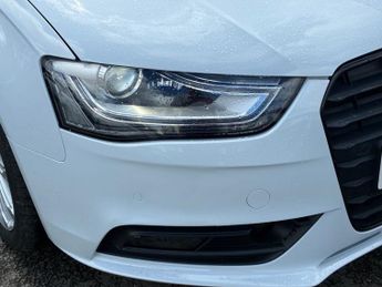 AUDI A4 AVANT 2.0 TDI SE Technik Estate 5dr Diesel Multitronic Euro 5 (s/s) (1