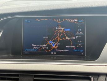 AUDI A4 AVANT 2.0 TDI SE Technik Estate 5dr Diesel Multitronic Euro 5 (s/s) (1