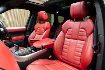 LAND ROVER RANGE ROVER SPORT 3.0 SD V6 Autobiography Dynamic SUV 5dr Diesel Auto 4WD Euro 5 (