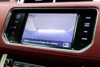 LAND ROVER RANGE ROVER SPORT 3.0 SD V6 Autobiography Dynamic SUV 5dr Diesel Auto 4WD Euro 5 (