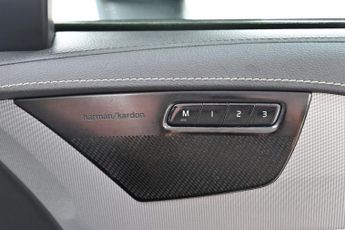 VOLVO XC90 2.0 B5 MHEV R-Design Pro SUV 5dr Diesel Hybrid Auto 4WD Euro 6 (
