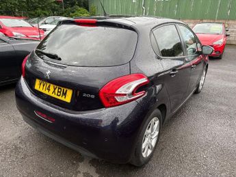 PEUGEOT 208 1.2 VTi Style Hatchback 5dr Petrol Manual Euro 5 (82 ps)