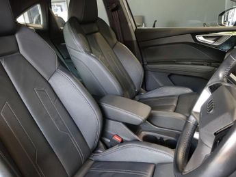 AUDI Q4 E-TRON 35 Sport Sportback 5dr Electric Auto 55kWh (170 ps)