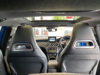 MERCEDES-BENZ A-CLASS 2.1 A200d AMG Line (Premium Plus) Hatchback 5dr Diesel 7G-DCT Eu