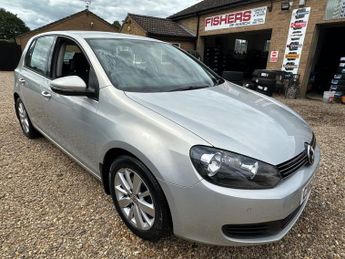 VOLKSWAGEN GOLF 1.6 TDI Match Hatchback 5dr Diesel Manual Euro 5 (105 ps)