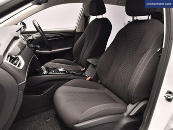 MG 1100 61.1kWh Excite Long Range Estate 5dr Electric Auto (156 ps)