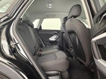 AUDI Q3 1.5 TFSI CoD 35 Technik SUV 5dr Petrol S Tronic Euro 6 (s/s) (15