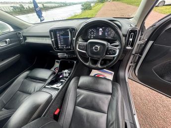 VOLVO XC40 2.0 D3 Inscription Pro SUV 5dr Diesel Auto Euro 6 (s/s) (150 ps)