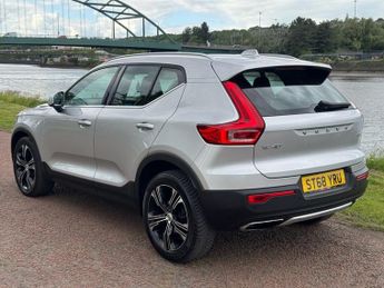 VOLVO XC40 2.0 D3 Inscription Pro SUV 5dr Diesel Auto Euro 6 (s/s) (150 ps)