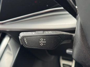 AUDI SQ7 4.0 TFSI V8 SUV 5dr Petrol Tiptronic quattro Euro 6 (s/s) (507 p