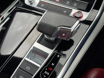 AUDI SQ7 4.0 TFSI V8 SUV 5dr Petrol Tiptronic quattro Euro 6 (s/s) (507 p