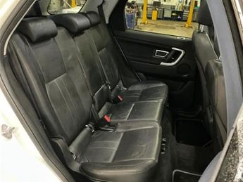 LAND ROVER DISCOVERY SPORT 2.0 TD4 HSE SUV 5dr Diesel Auto 4WD Euro 6 (s/s) (180 ps)