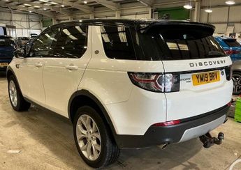 LAND ROVER DISCOVERY SPORT 2.0 TD4 HSE SUV 5dr Diesel Auto 4WD Euro 6 (s/s) (180 ps)