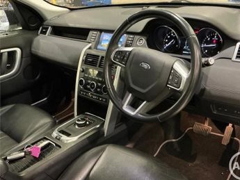 LAND ROVER DISCOVERY SPORT 2.0 TD4 HSE SUV 5dr Diesel Auto 4WD Euro 6 (s/s) (180 ps)