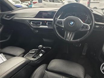 BMW 1 SERIES 1.5 118i M Sport Hatchback 5dr Petrol DCT Euro 6 (s/s) (140 ps)