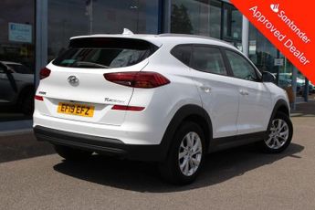 HYUNDAI TUCSON 1.6 GDi SE Nav SUV 5dr Petrol Manual Euro 6 (s/s) (132 ps)