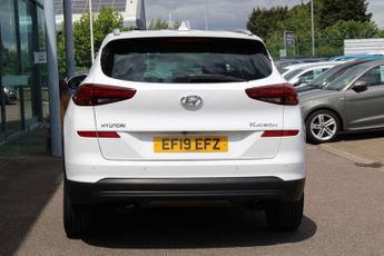 HYUNDAI TUCSON 1.6 GDi SE Nav SUV 5dr Petrol Manual Euro 6 (s/s) (132 ps)