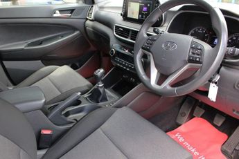 HYUNDAI TUCSON 1.6 GDi SE Nav SUV 5dr Petrol Manual Euro 6 (s/s) (132 ps)