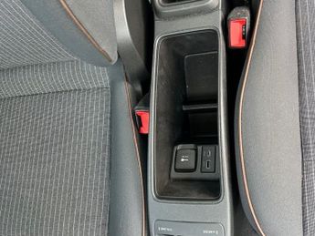 FIAT 500E 42kWh Icon Hatchback 3dr Electric Auto (118 ps)