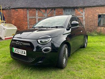 FIAT 500E 42kWh Icon Hatchback 3dr Electric Auto (118 ps)