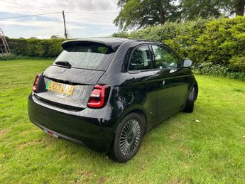 FIAT 500E 42kWh Icon Hatchback 3dr Electric Auto (118 ps)