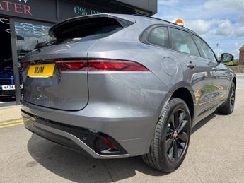 JAGUAR F-PACE 2.0 D200 MHEV R-Dynamic S SUV 5dr Diesel Auto AWD Euro 6 (s/s) (