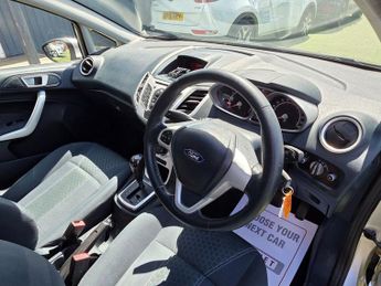 FORD FIESTA 1.4 Zetec Hatchback 5dr Petrol Automatic (154 g/km, 94 bhp)