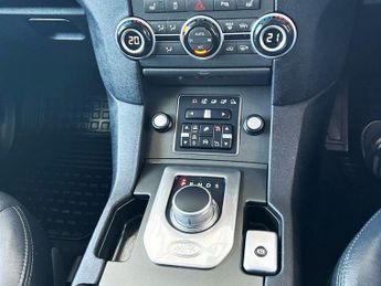 LAND ROVER DISCOVERY 4 3.0 SD V6 Graphite SUV 5dr Diesel Auto 4WD Euro 6 (s/s) (256 bhp
