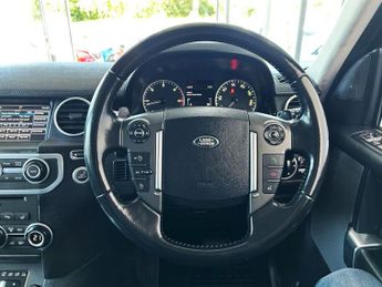 LAND ROVER DISCOVERY 4 3.0 SD V6 Graphite SUV 5dr Diesel Auto 4WD Euro 6 (s/s) (256 bhp