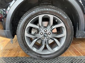 LAND ROVER DISCOVERY SPORT 2.0 TD4 Landmark SUV 5dr Diesel Auto 4WD Euro 6 (s/s) (180 ps)