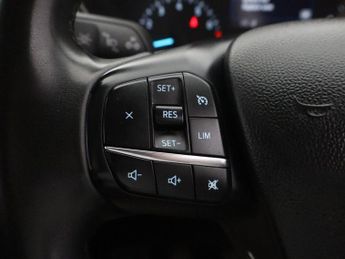 FORD KUGA 1.5T EcoBoost Zetec SUV 5dr Petrol Manual Euro 6 (s/s) (150 ps)