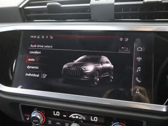 AUDI Q3 1.4 TFSIe 45 Technik SUV 5dr Petrol Plug-in Hybrid S Tronic Euro
