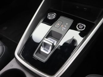 AUDI A3 2.0 TDI 35 Sport Saloon 4dr Diesel S Tronic Euro 6 (s/s) (150 ps