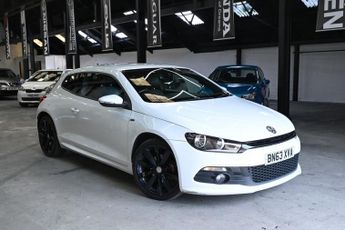 Volkswagen Scirocco 2.0 TDI BlueMotion Tech R-Line Hatchback 3dr Diesel DSG Euro 5 (