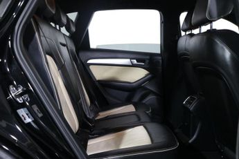 AUDI Q5 3.0 TDI V6 S line Plus SUV 5dr Diesel S Tronic quattro Euro 6 (s