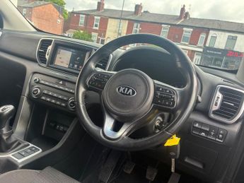 KIA SPORTAGE 1.6 GDi 2 SUV 5dr Petrol Manual Euro 6 (s/s) (130 bhp)