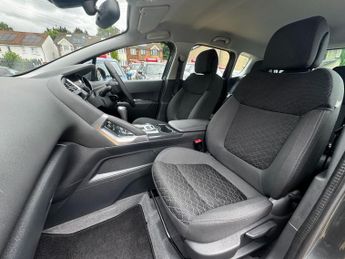 PEUGEOT 3008 1.6 BlueHDi Active SUV 5dr Diesel ETG Euro 6 (s/s) (120 ps)