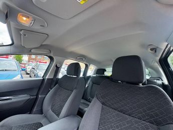 PEUGEOT 3008 1.6 BlueHDi Active SUV 5dr Diesel ETG Euro 6 (s/s) (120 ps)