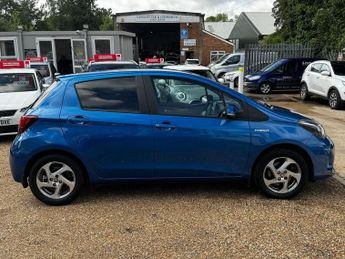 TOYOTA YARIS 1.5 VVT-h Icon Hatchback 5dr Petrol Hybrid E-CVT Euro 6 (101 ps)