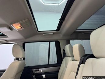 LAND ROVER DISCOVERY 4 3.0 SD V6 HSE SUV 5dr Diesel Auto 4WD Euro 5 (s/s) (255 bhp)
