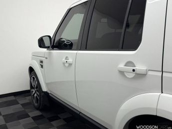 LAND ROVER DISCOVERY 4 3.0 SD V6 HSE SUV 5dr Diesel Auto 4WD Euro 5 (s/s) (255 bhp)