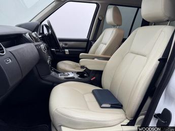 LAND ROVER DISCOVERY 4 3.0 SD V6 HSE SUV 5dr Diesel Auto 4WD Euro 5 (s/s) (255 bhp)
