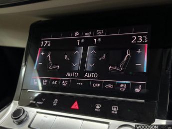 AUDI E-TRON 55 SUV 5dr Electric Auto quattro 95kWh (408 ps)