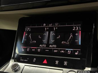 AUDI E-TRON 55 SUV 5dr Electric Auto quattro 95kWh (408 ps)