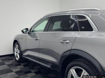 AUDI E-TRON 55 SUV 5dr Electric Auto quattro 95kWh (408 ps)